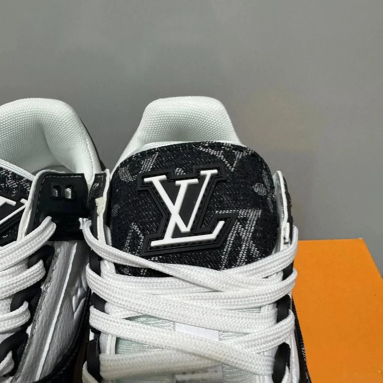 Zapatillas Trainer – Louis Vuitton