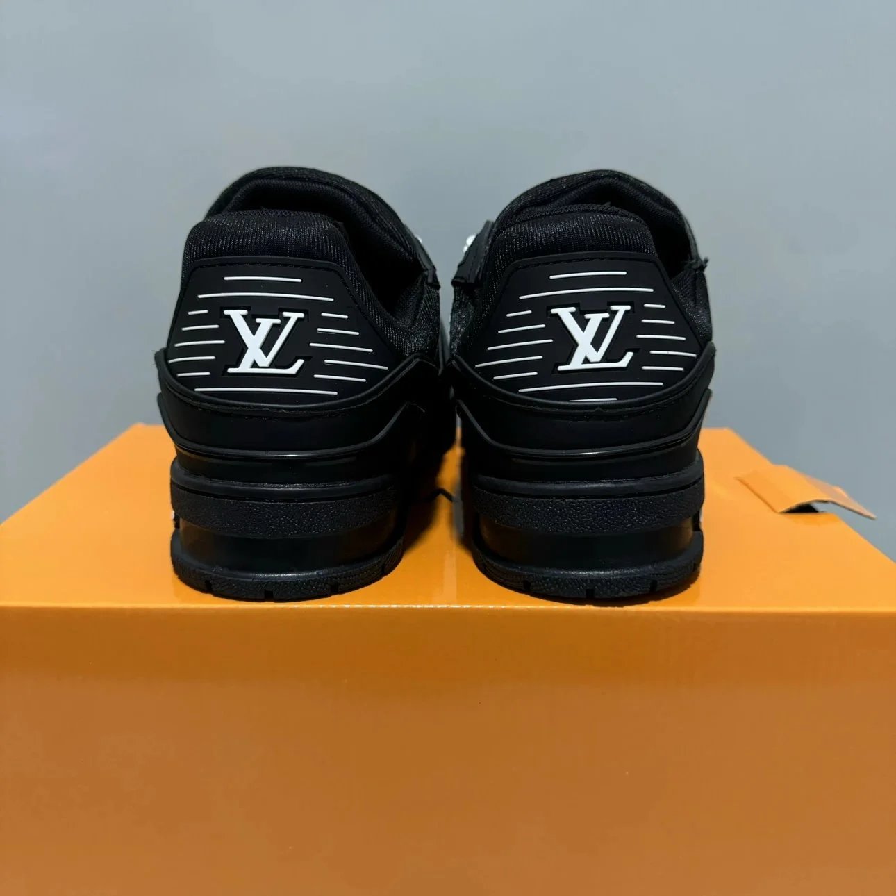 Zapatillas Trainer – Louis Vuitton