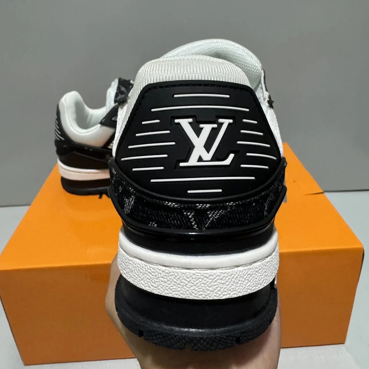 Zapatillas Trainer – Louis Vuitton