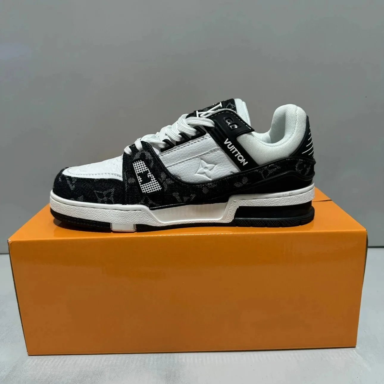 Zapatillas Trainer – Louis Vuitton