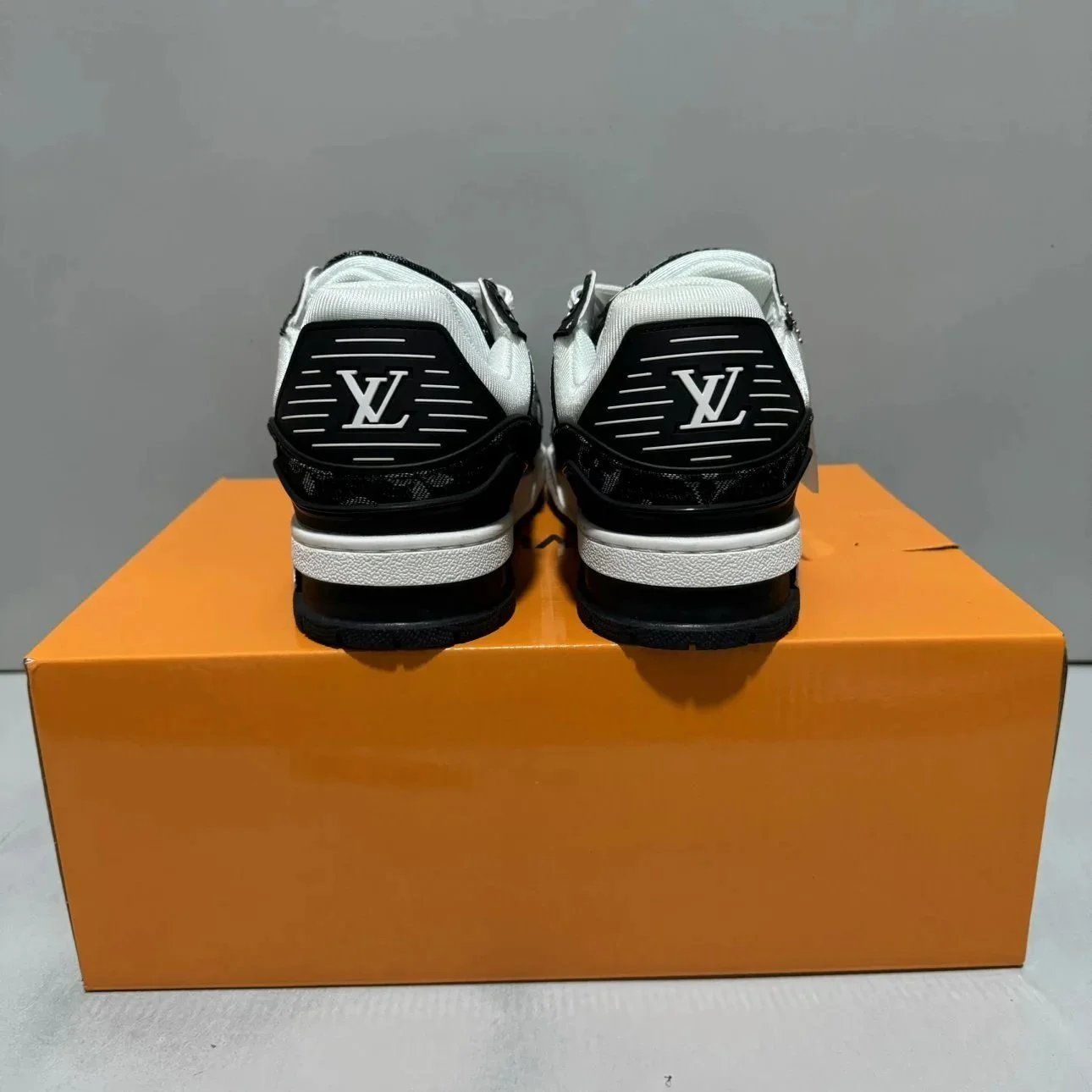 Zapatillas Trainer – Louis Vuitton